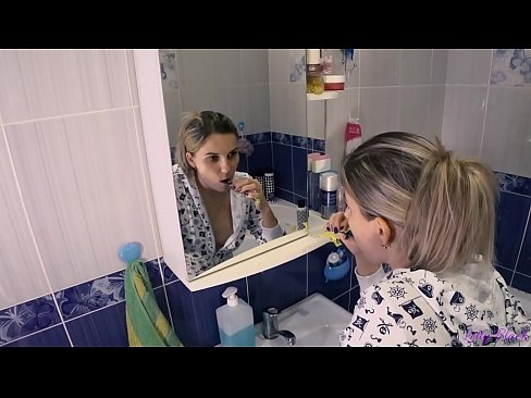 ❤️ Hack mit jungen im Pyjama endet mündlich Sperma in Arsch - Letty Black ☑ Just porn bei uns